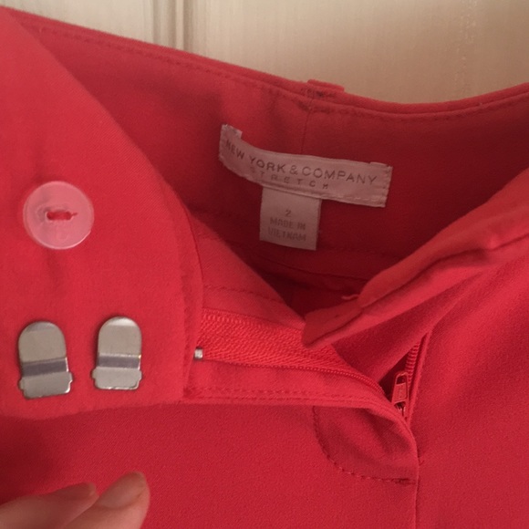 New York and Company 7/8 length pants - Picture 2 of 3